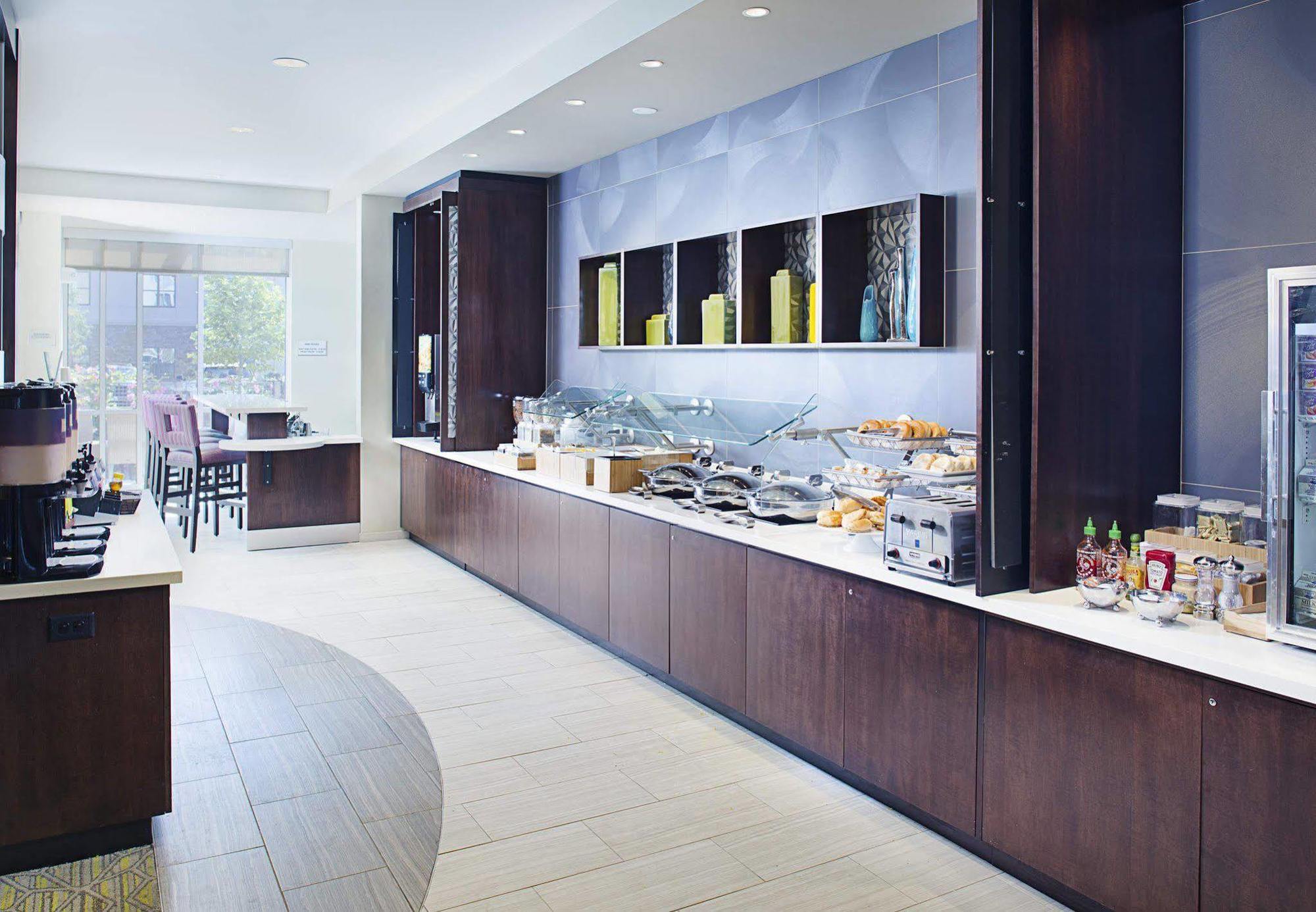 Springhill Suites By Marriott Carle Place Garden City Extérieur photo